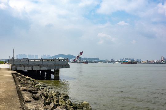 广州番禺莲花山港观景平台