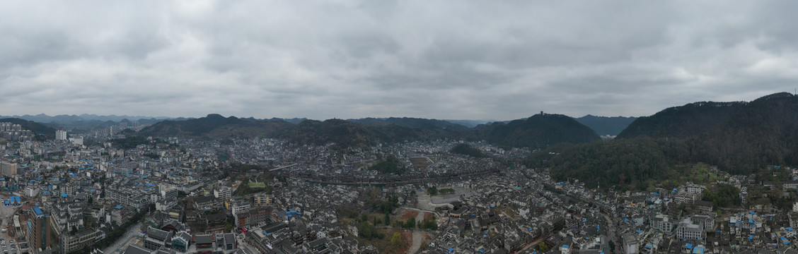 湖南湘西凤凰古镇全景