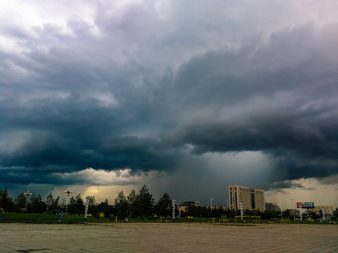 天空乌云积雨云