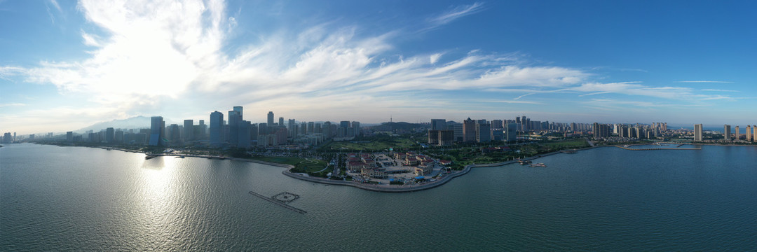 青岛市黄岛区唐岛湾全景