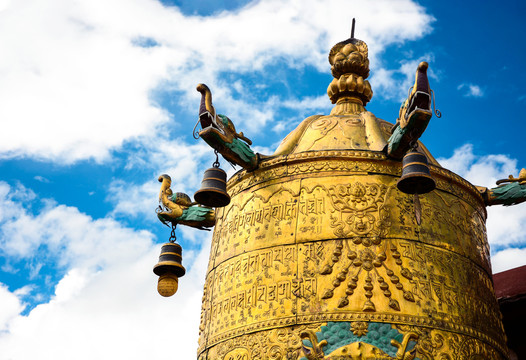 西藏拉萨大昭寺金顶