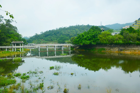 圭峰山玉湖