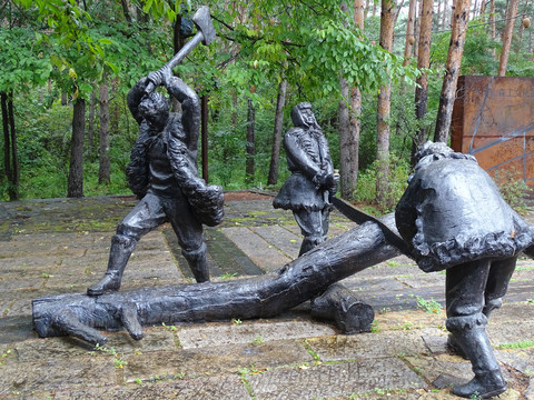 伐木工人雕塑