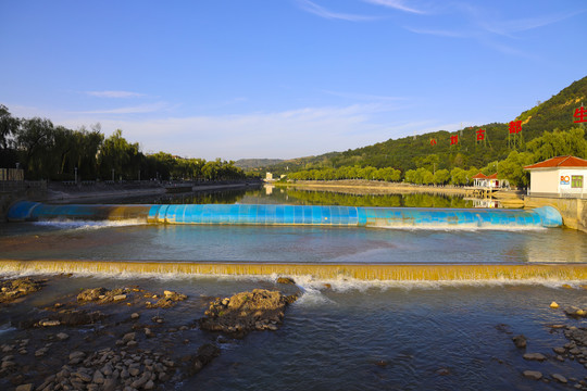 拦水坝