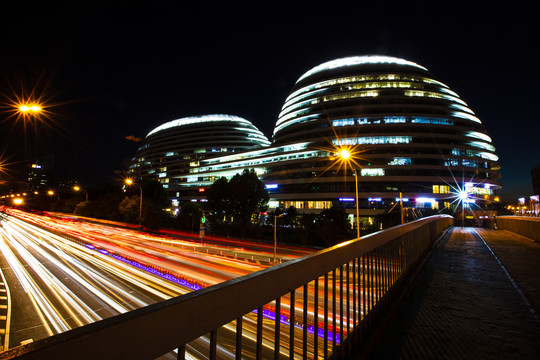 北京银河SOHO夜景