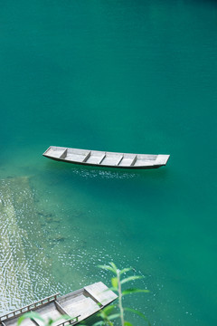 中国湖北恩施鹤峰屏山大峡谷