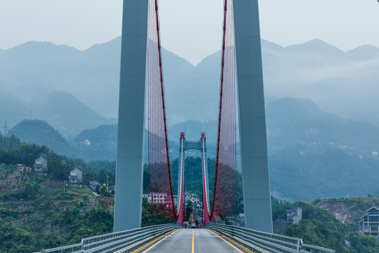 中國湖北巴東清江水布埡大橋