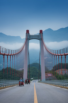 中國湖北巴東清江水布埡大橋