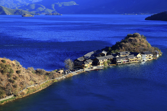 泸沽湖里格半岛