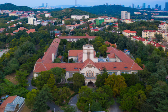 青岛海洋大学