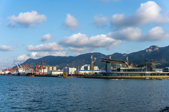 海岸线港口码头