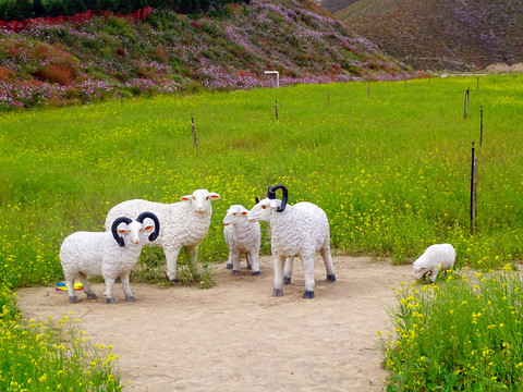 羊群雕塑