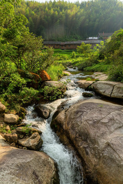 山泉水