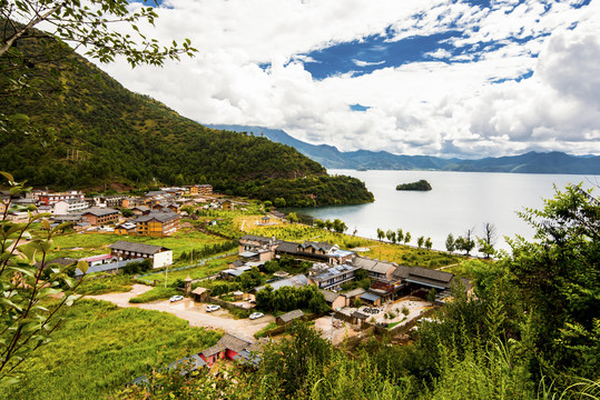 泸沽湖