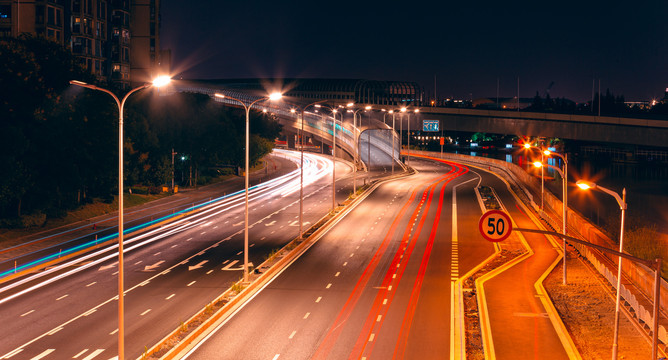 长宁路北横高架夜景