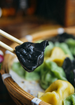 三色水饺