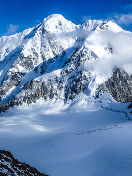 祁连雪山