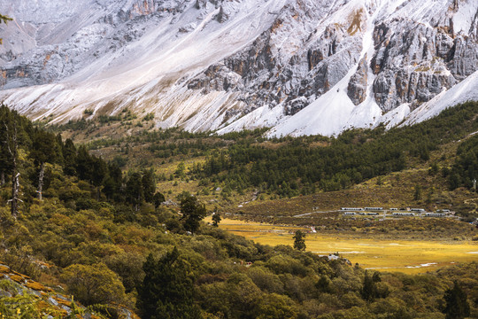 稻城亚丁雪山