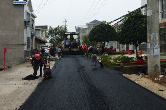 公路黑化