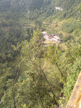 宁静的山村