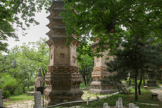 北京潭柘寺