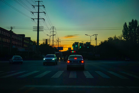 夕阳街景