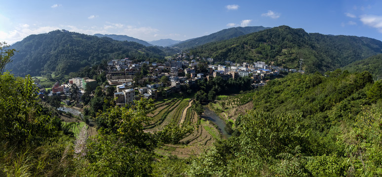 师宗高良小镇风光