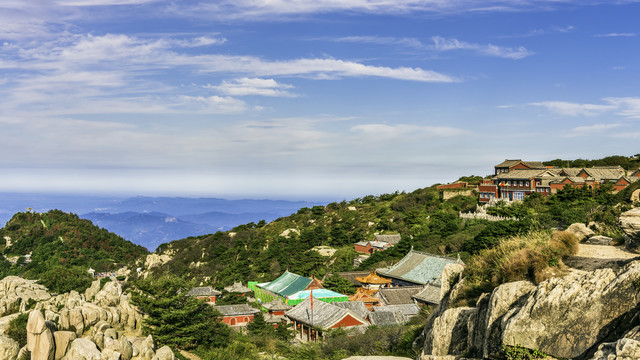 泰山山顶风光