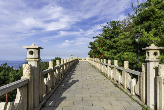 泰山汉白玉走道