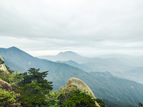 天柱山远山风景