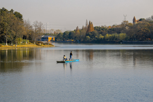 冬日湖面