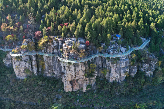 山东枣庄葫芦套景区玻璃栈道