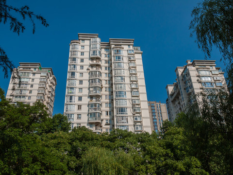 杭州东河边的高层住宅