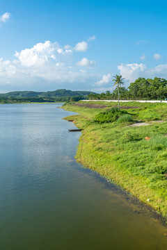 海南琼海石合水库森林淡水湖泊