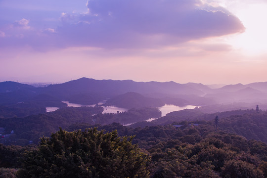 高榜山上鸟瞰群山