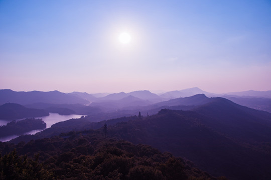 高榜山上鸟瞰群山