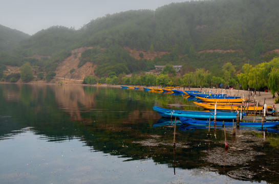 泸沽湖风光