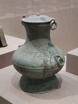 西汉青铜壶