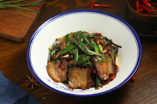 大蒜炒臘肉