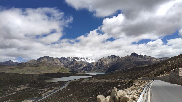 高清国内蓝天高山风景西藏