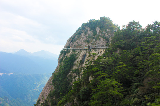 明堂山栈道