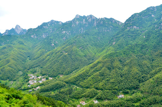 九華山山峰