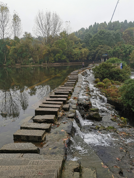 石墩桥