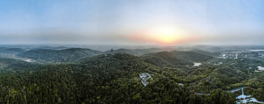 中国安徽合肥紫蓬山全景