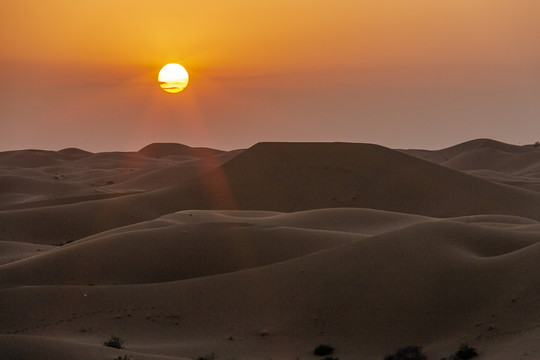 沙漠日落风光