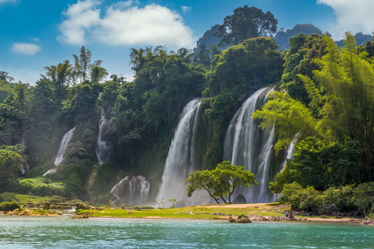 瀑布风景