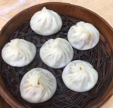 小笼包