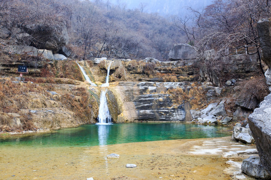 河南焦作云台山潭瀑峡风光丫字瀑