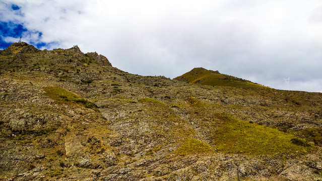 石头山