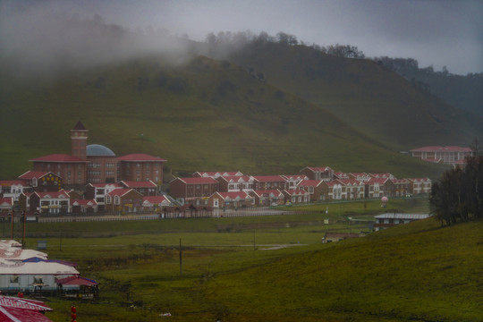 陕西关山牧场度假村